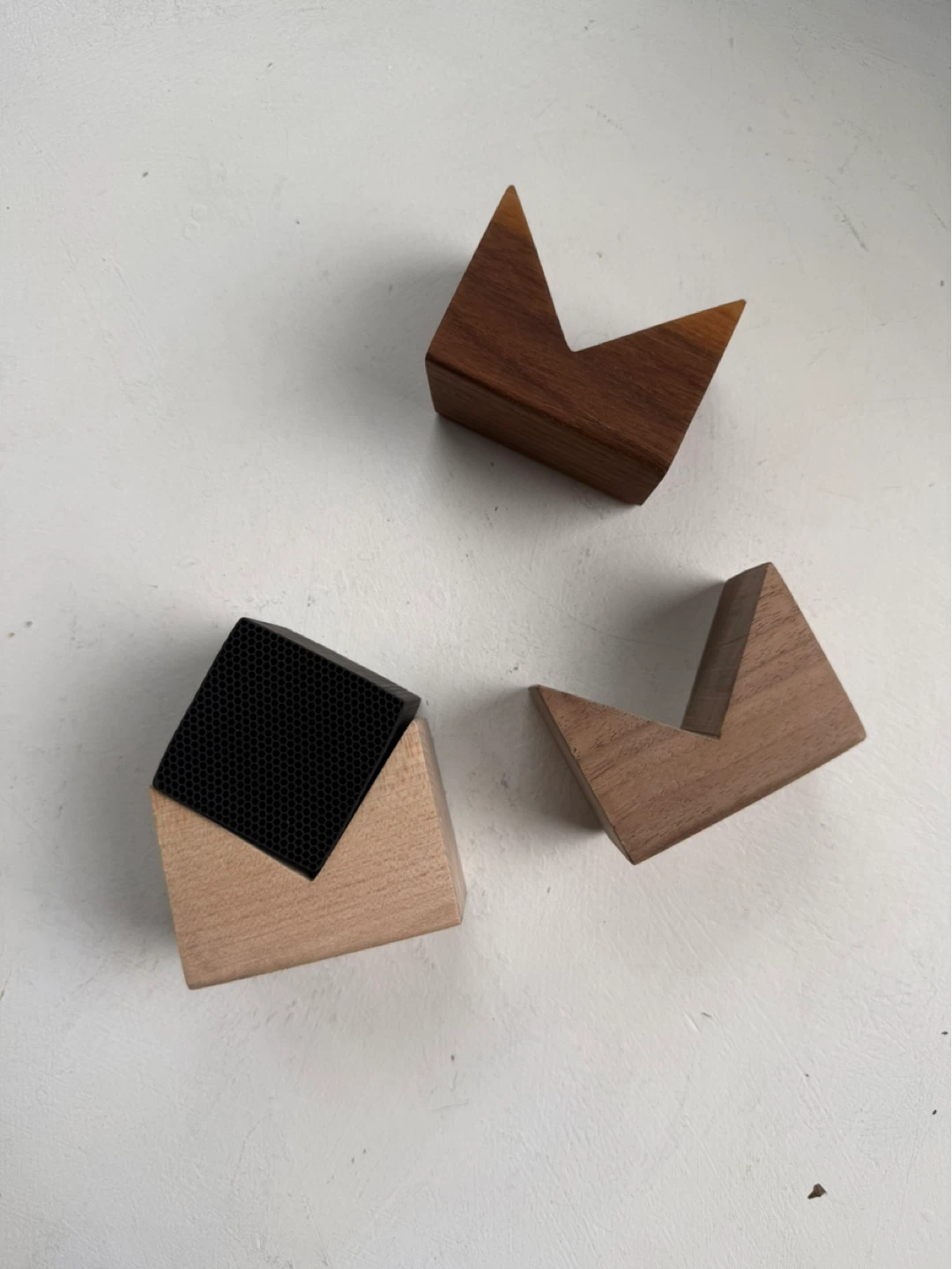 Carbon air filter w/ wood stands - photo 2