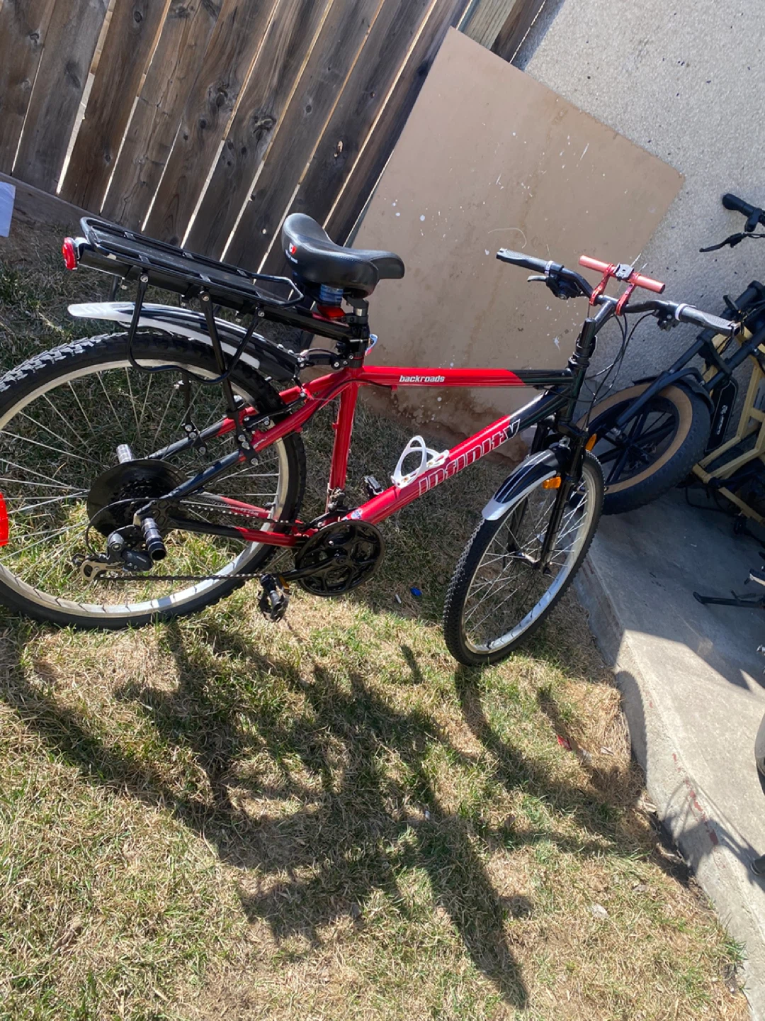 Infinity Backroads Mountain Bike