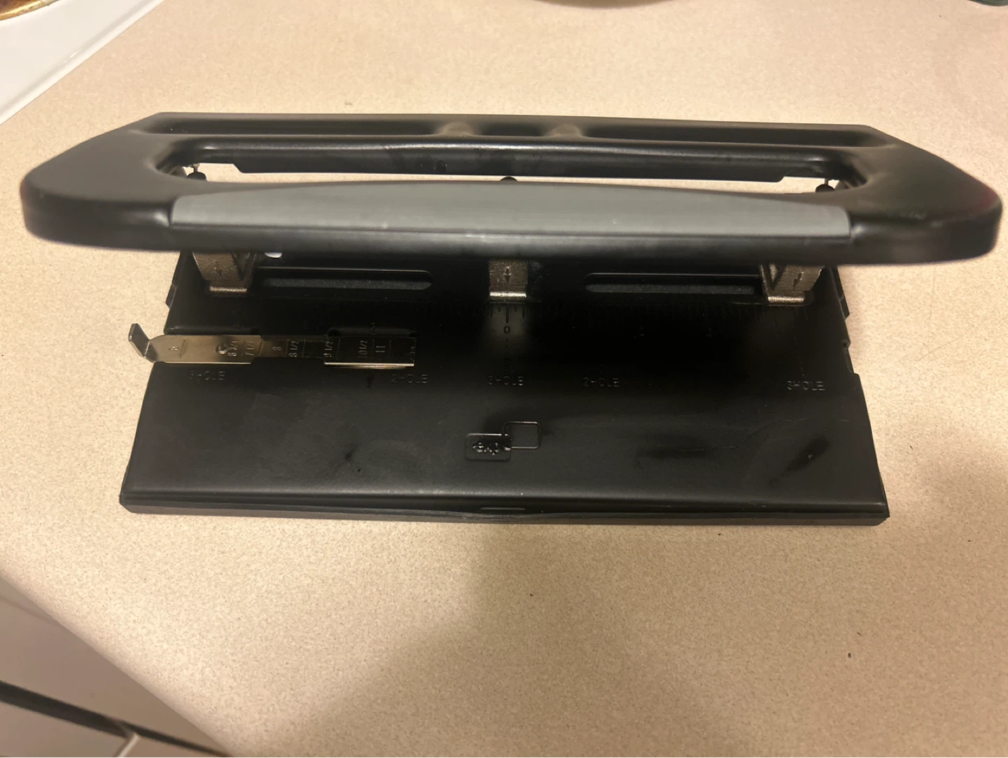 Black 2-Hole Punch with Handle - photo 2