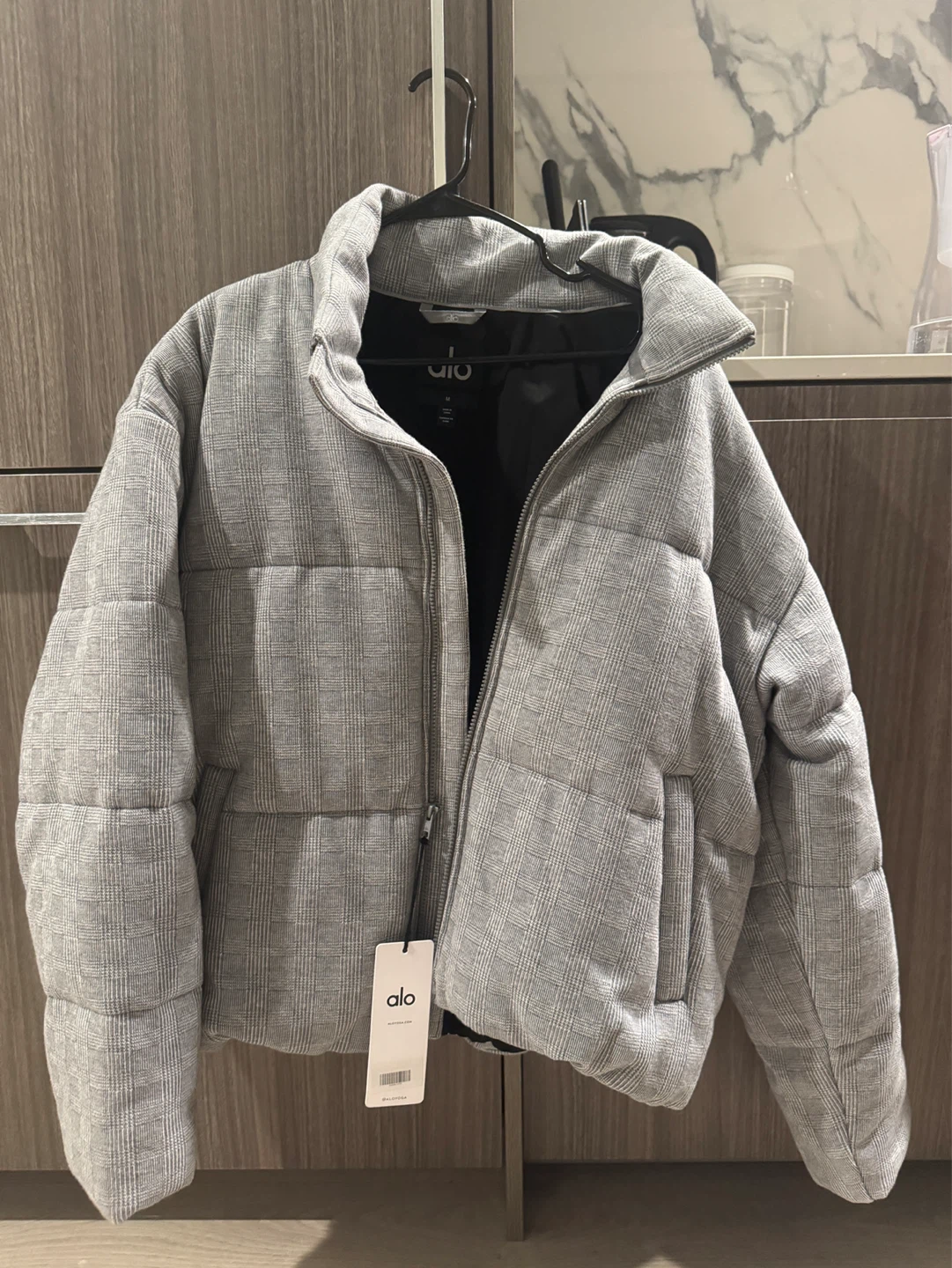 ALO Yoga Puffer Jacket