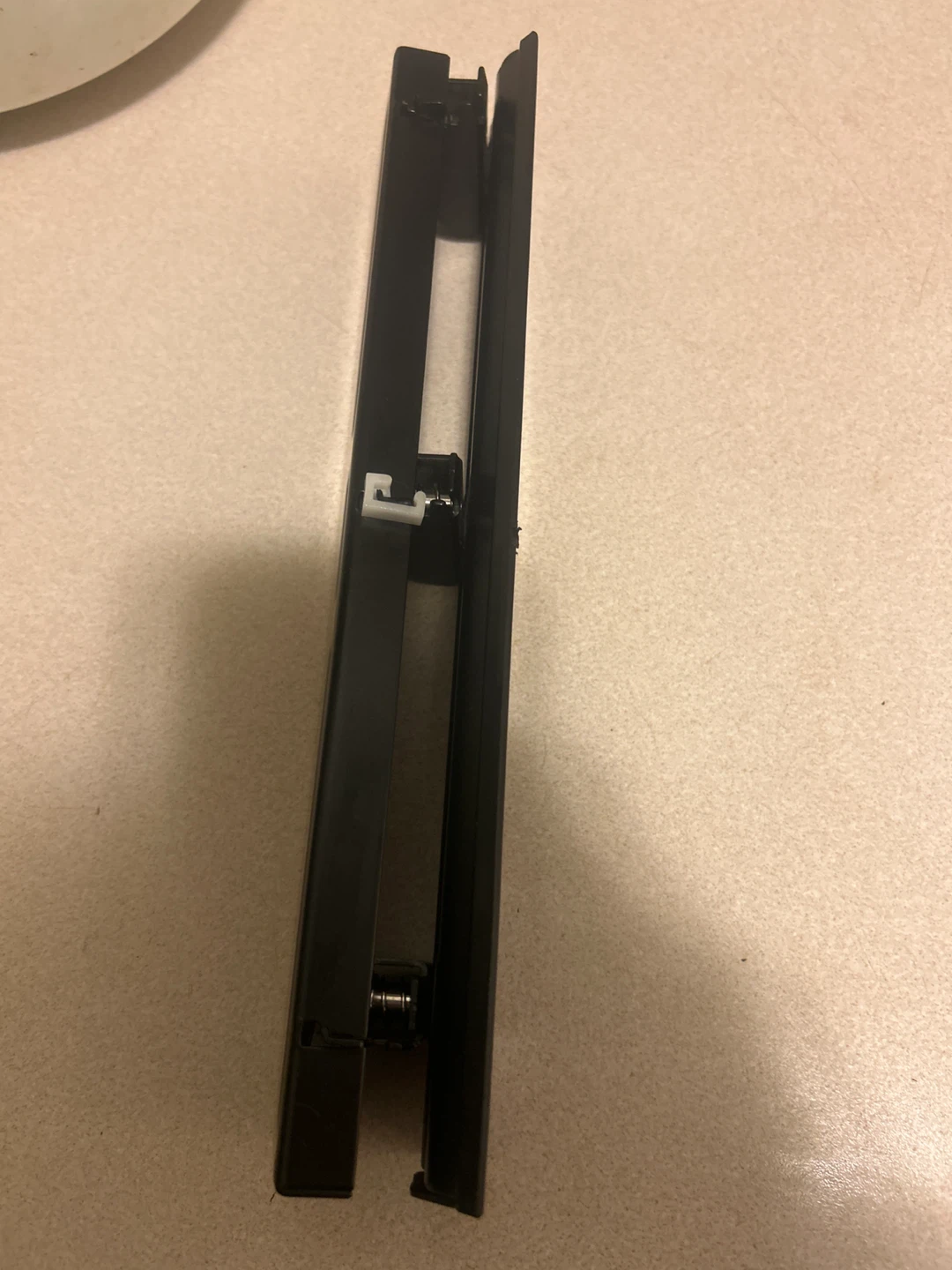 Swingline Black 3-Hole Punch - photo 3