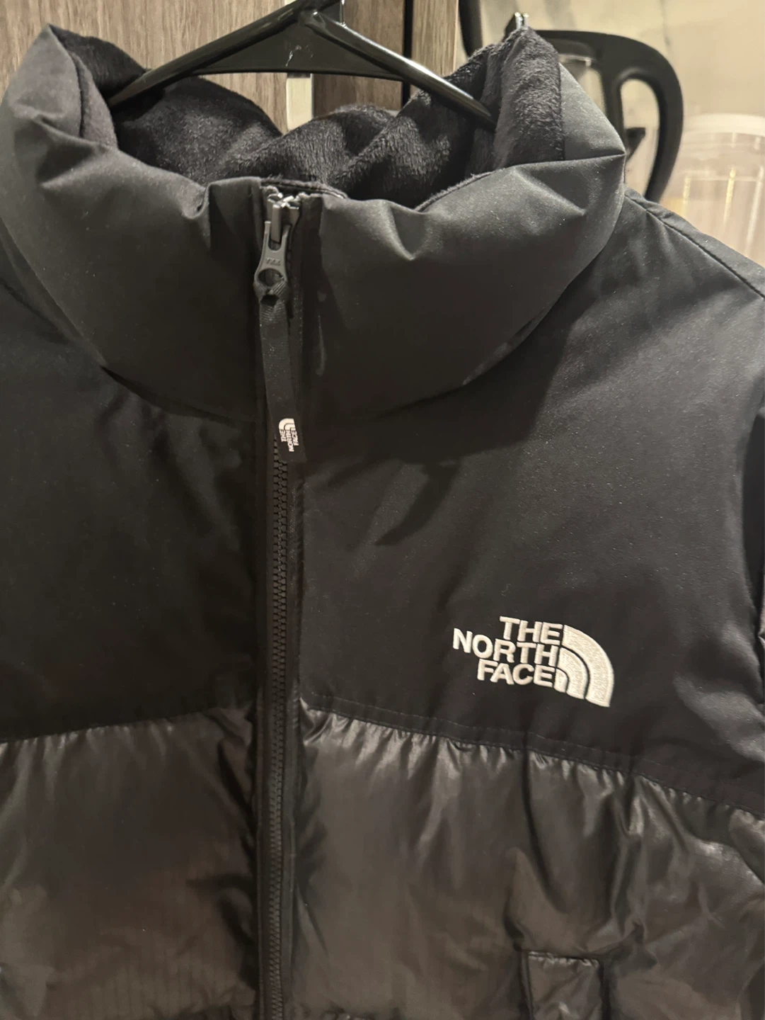The North Face Puffer Jacket - Black, Size M - photo 3