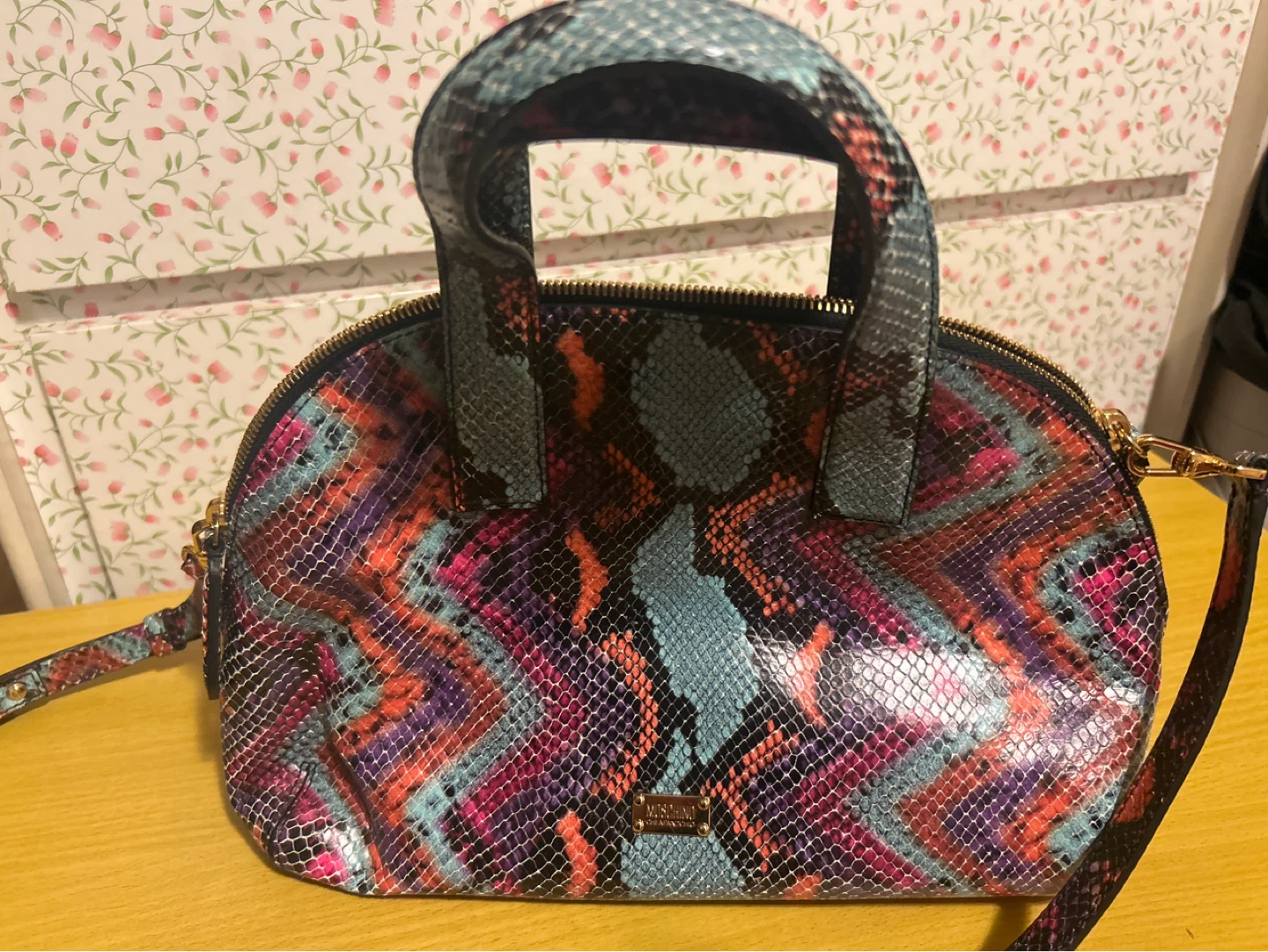 Moschino Snakeskin Print Satchel Bag Never Been Used - photo 2