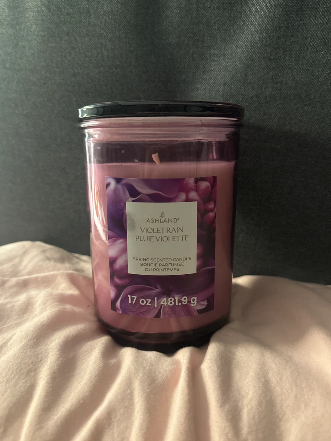 Ashland Spring Scented Candle - Violet Rain