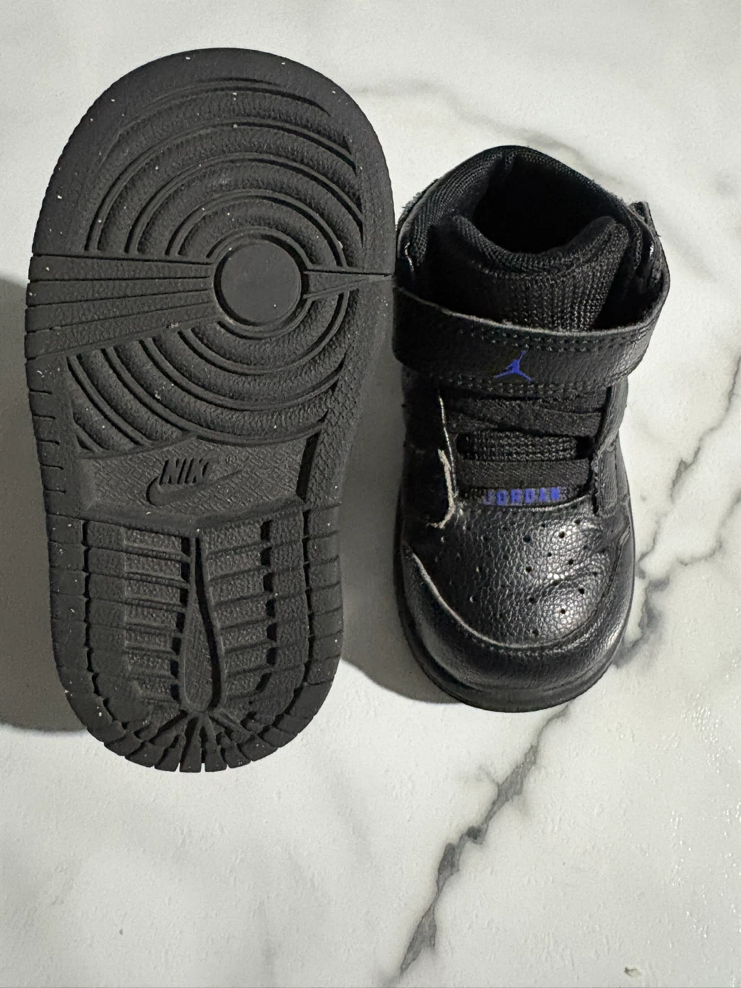 Toddler Jordan 1 High shoes 5c - photo 3