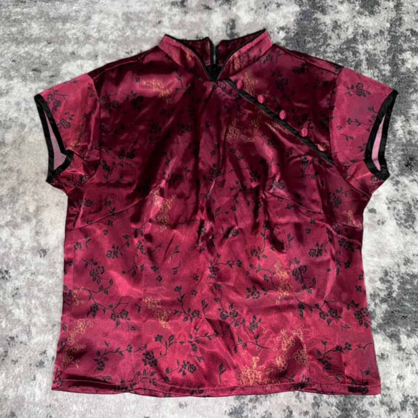 UNIF Red Floral Short Sleeve Mandarin Collar Top