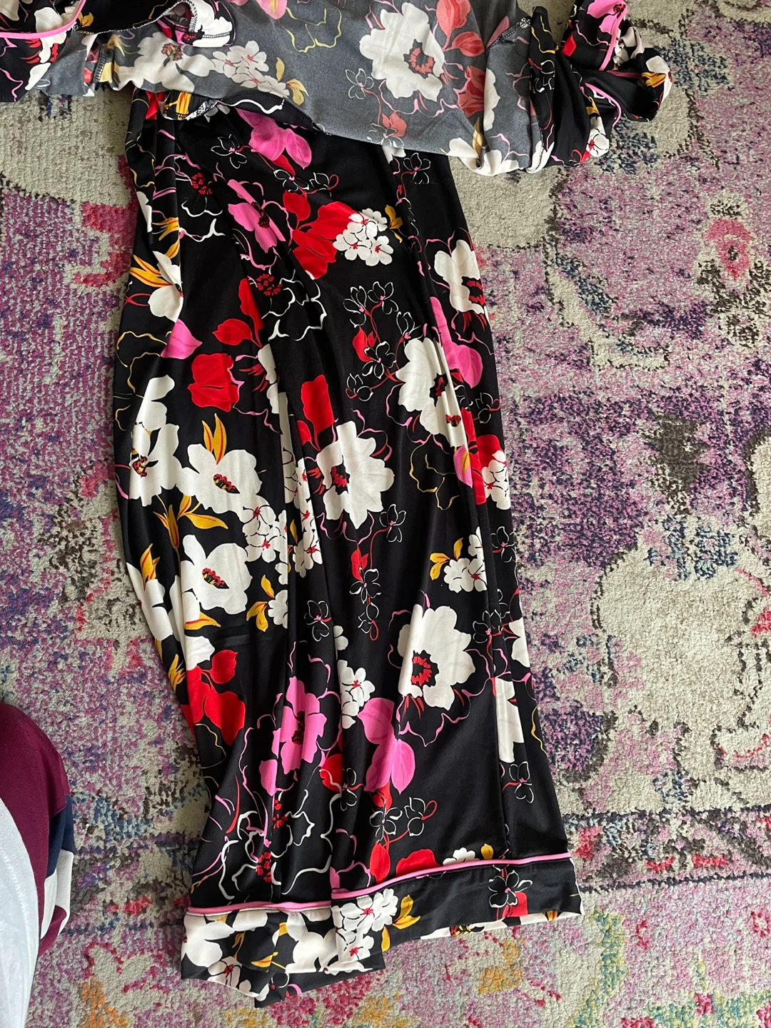 Room Service Black Floral Pajama Set - S/P - photo 4