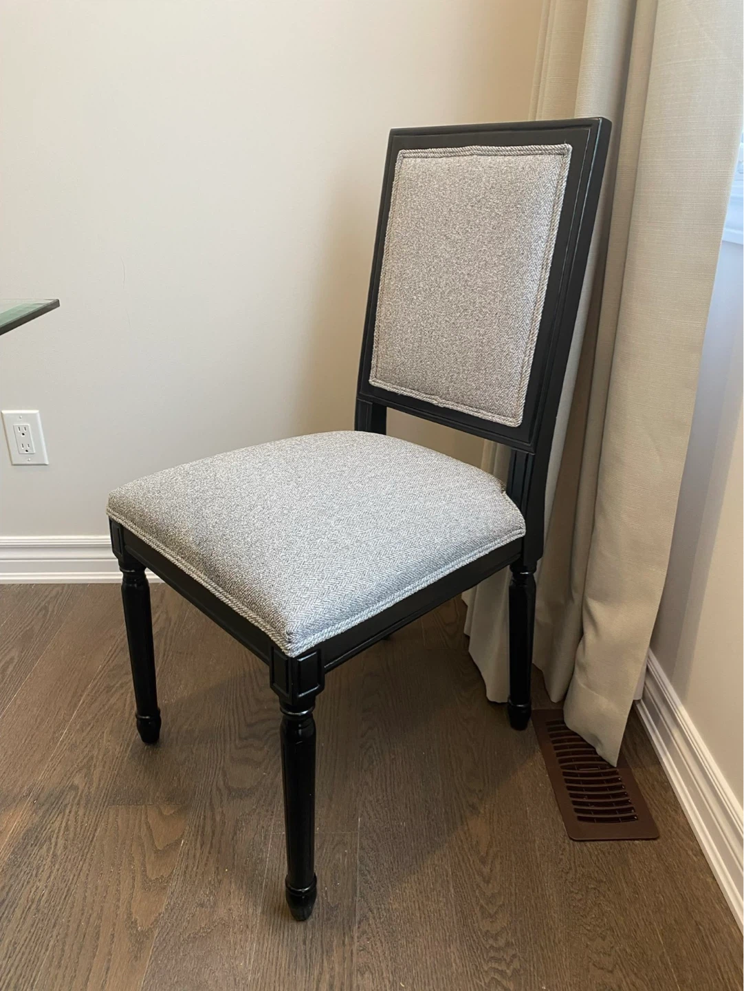 Set of 6 French Vintage Dining Chairs - Black & Herringbone - photo 5