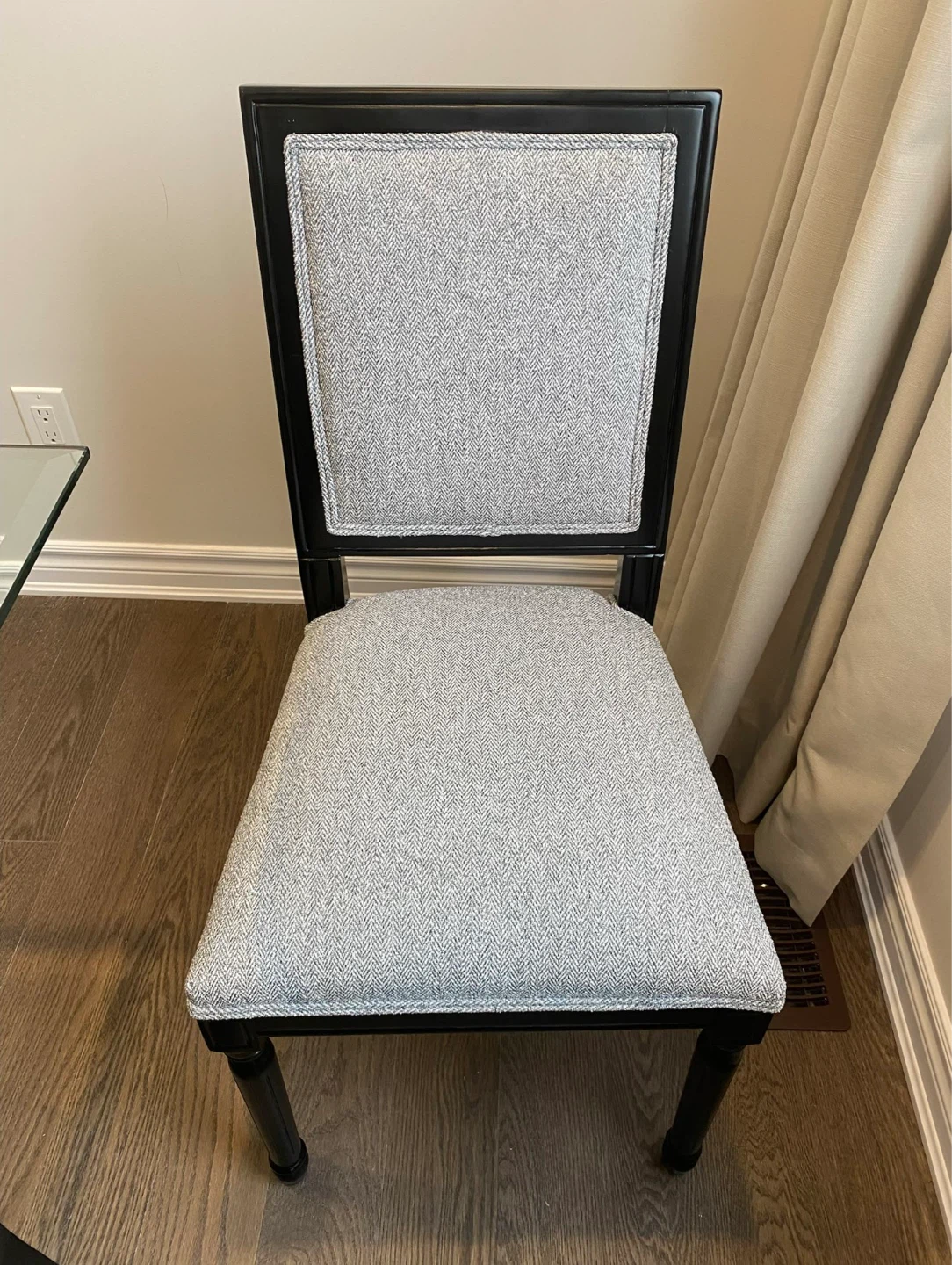 Set of 6 French Vintage Dining Chairs - Black & Herringbone - photo 2