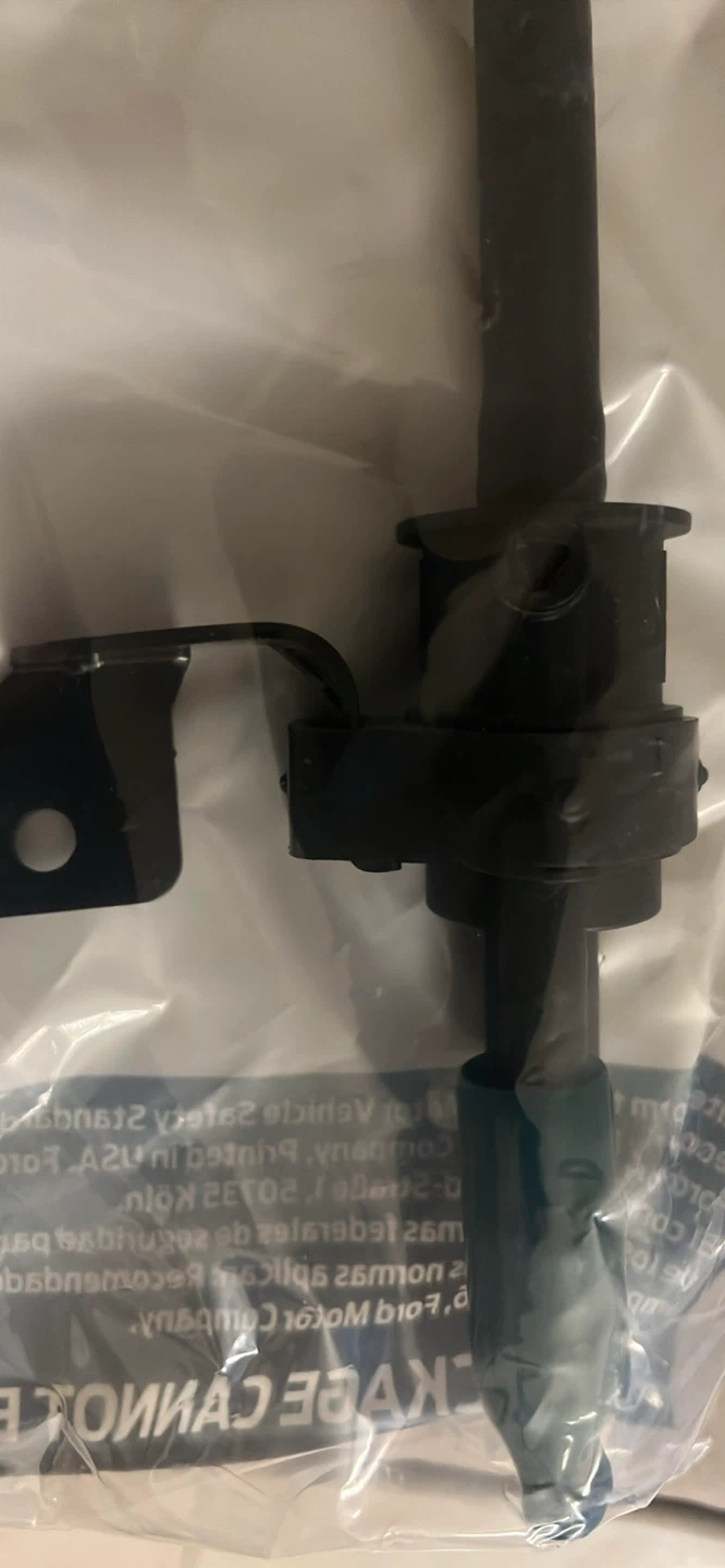 Dorman Vapor Canister Purge Valve for Select Ford/Lincoln Models - photo 4