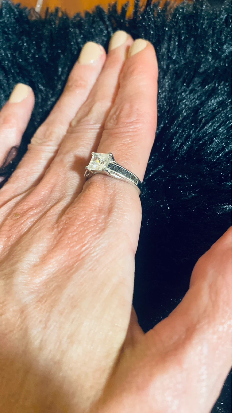 Size 7 cocktail style silver engagement ring - photo 3