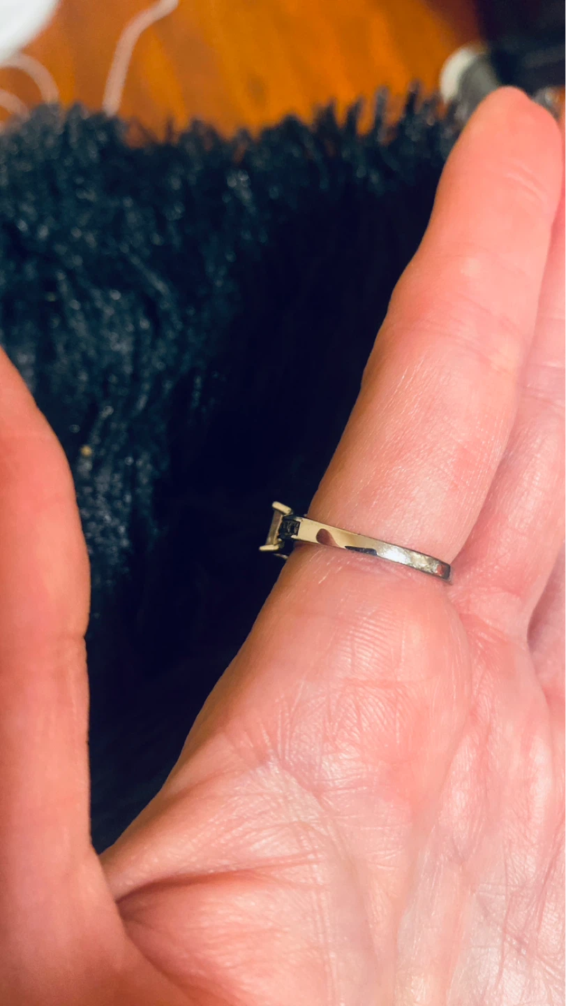 Size 7 cocktail style silver engagement ring - photo 5