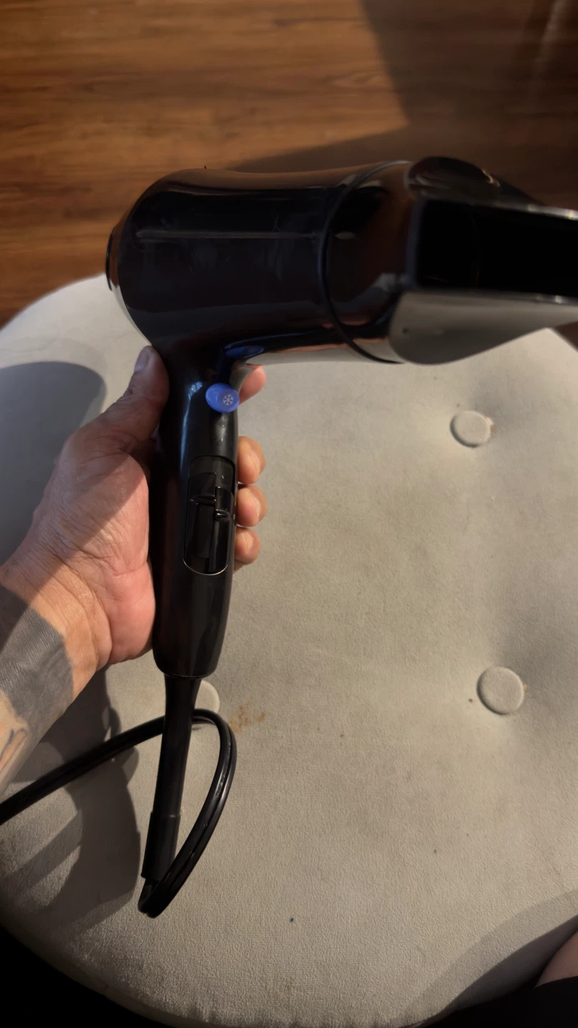 Conair Black Hair Dryer - photo 2