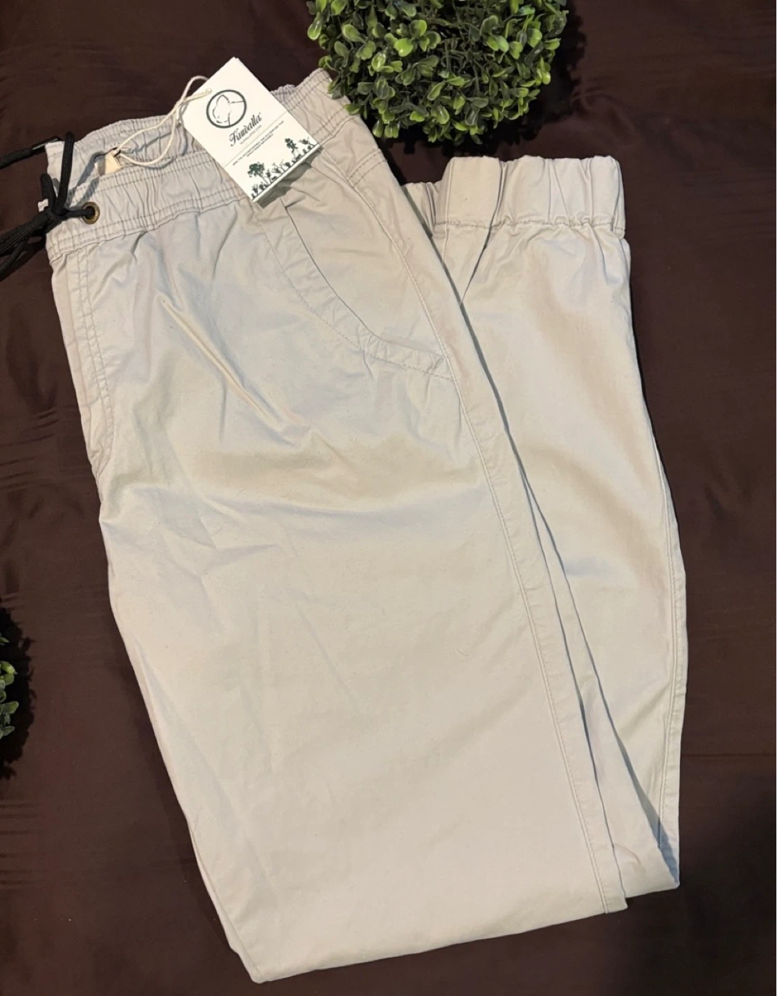 Kuwalle tee Pantalon jogger beige grandeur XL