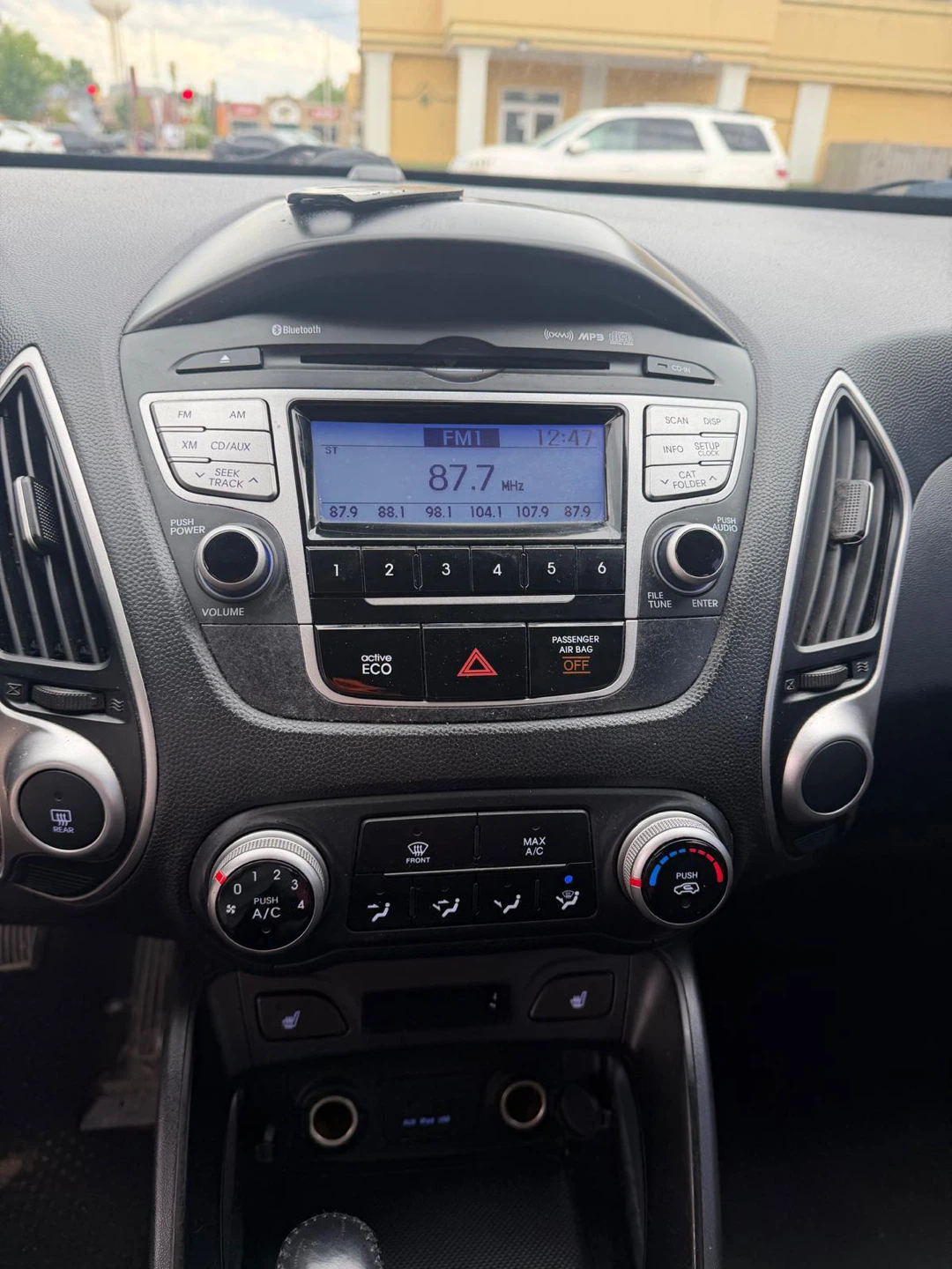 2012  Hyundai Tucson AWD 4199 - photo 2