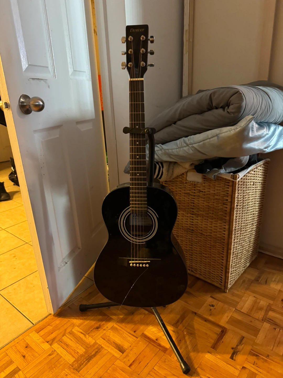 Acoustic guitar