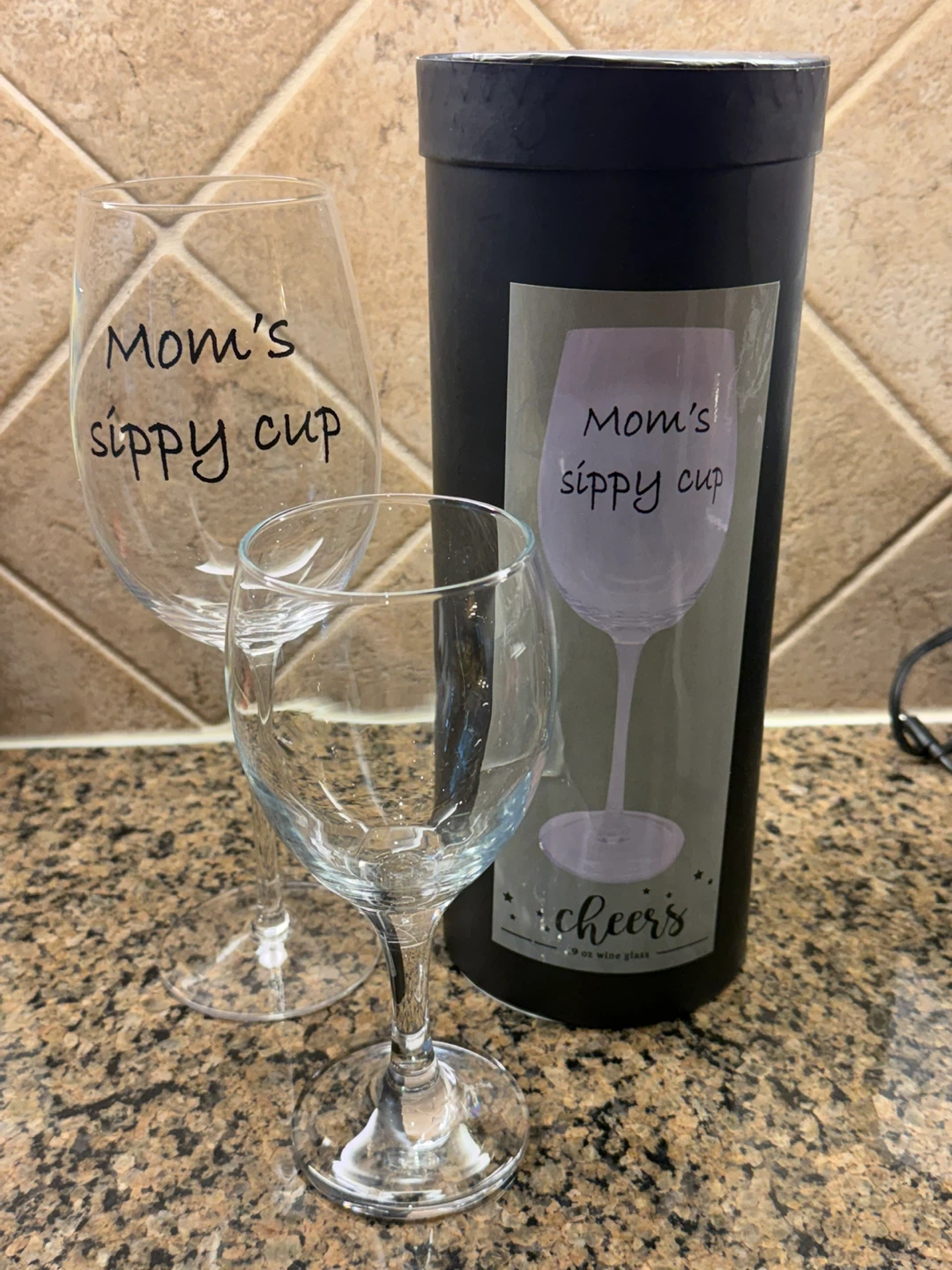 19oz Large “Mom’s Sippy Cup” Wine Glass - photo 2