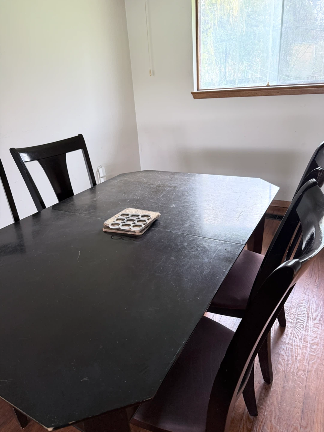 Dark Wood Dining Table and Chairs Set - photo 2