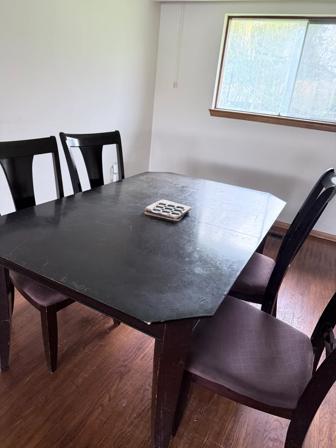 Dark Wood Dining Table and Chairs Set - photo 4