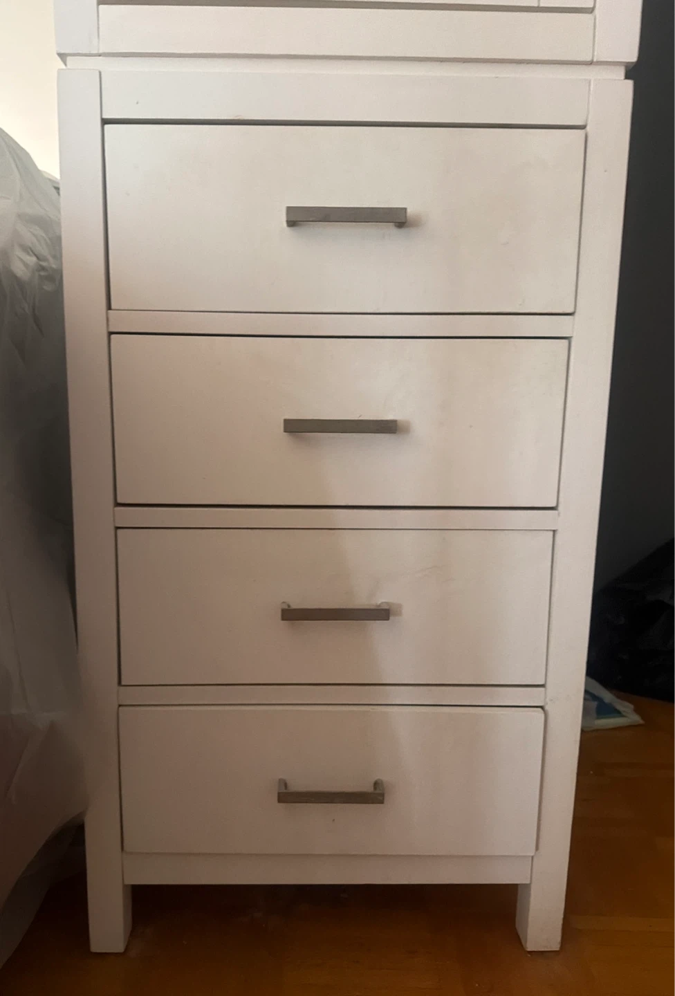 White display cabinet with drawers - photo 2