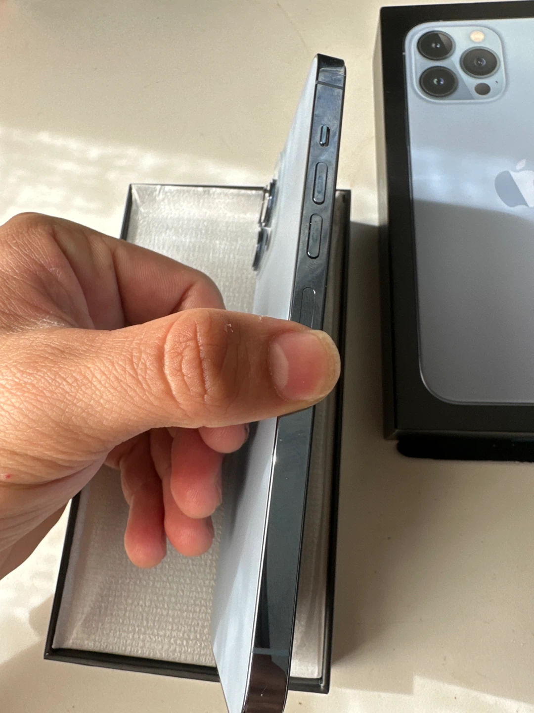 Apple iPhone 13 Pro Max Sierra Blue - photo 4