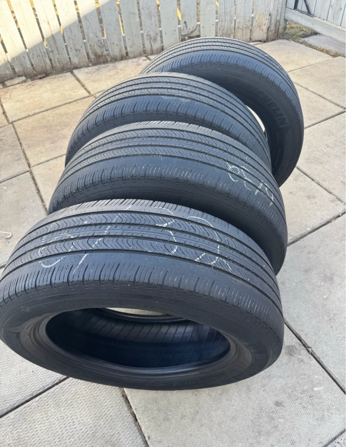 Michelin Primacy MXV4 Tires - Set of 4 - P235/60R16
