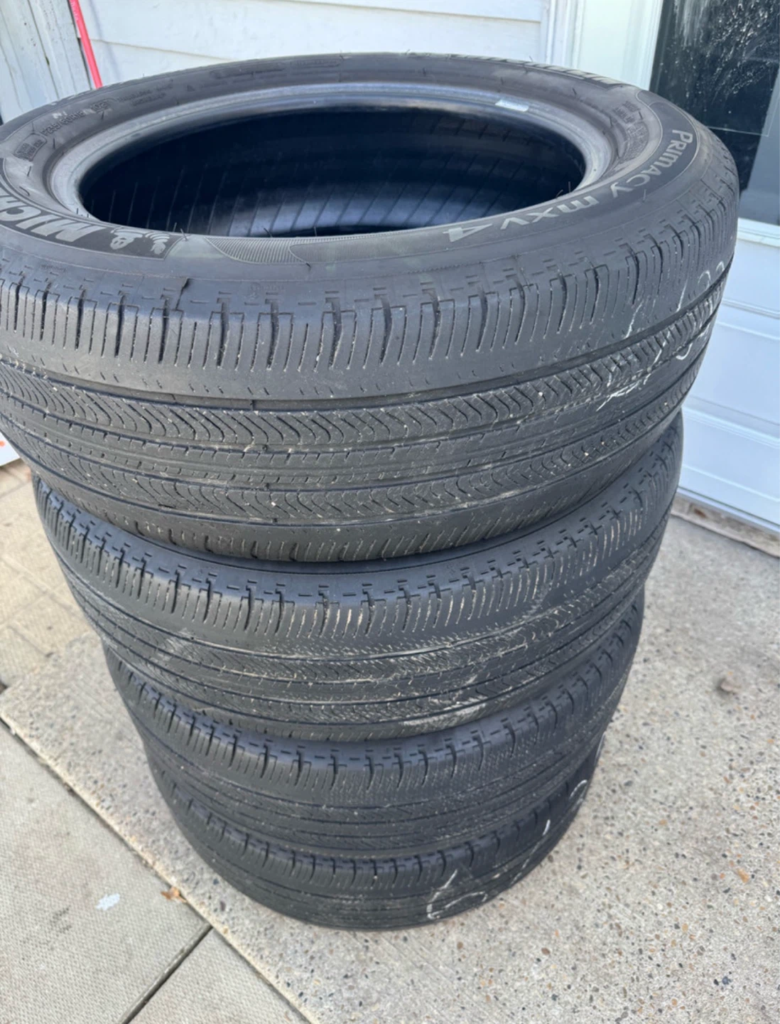 Michelin Primacy MXV4 Tires - Set of 4 - P235/60R16 - photo 3