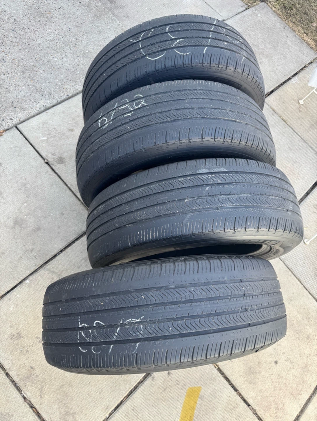 Michelin Primacy MXV4 Tires - Set of 4 - P235/60R16 - photo 2
