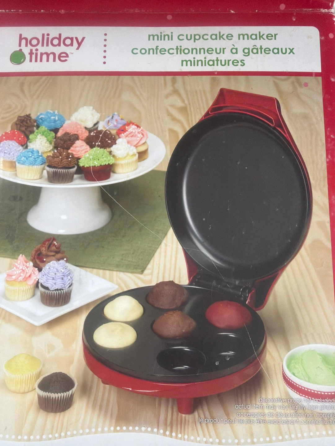 Holiday Time Mini Cupcake Maker