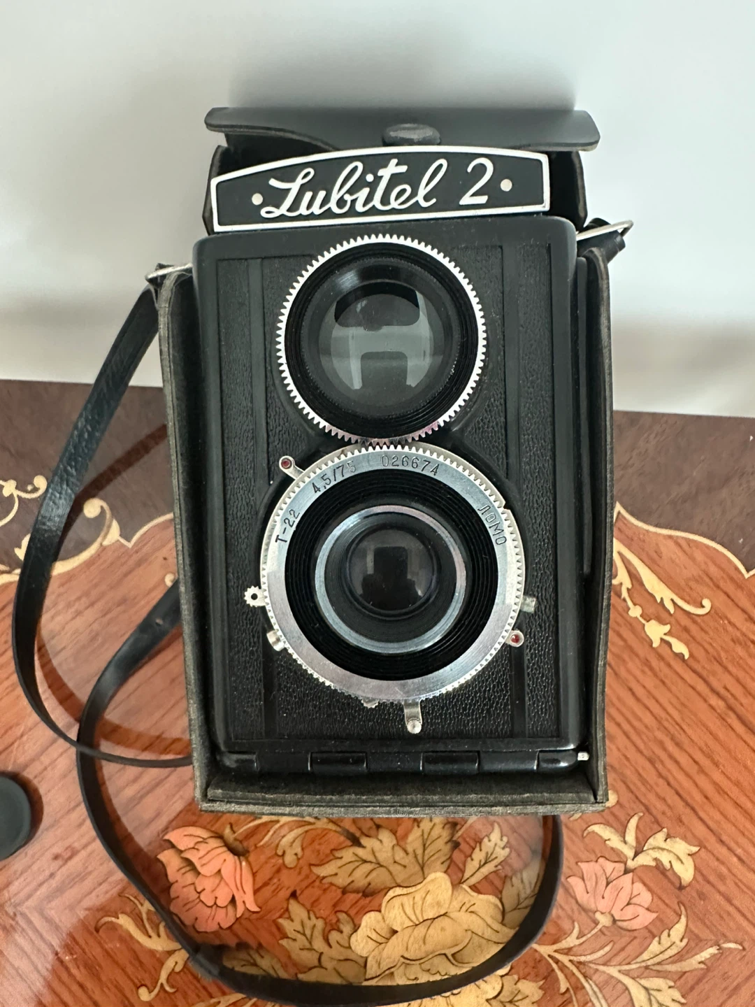 Lubitel 2 Twin Lens Reflex Camera with Case