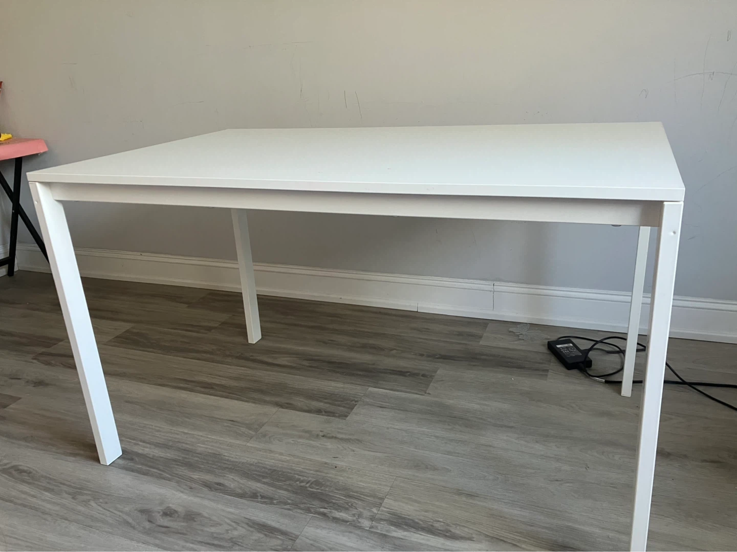 White Dining Table - photo 3