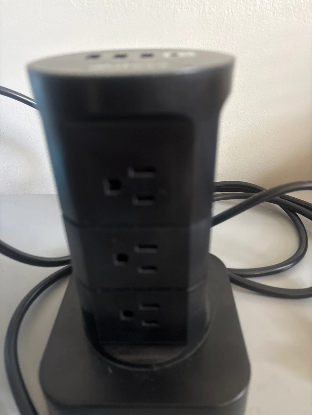 Mifaso USB Tower Power Strip with 12 Outlets - photo 2