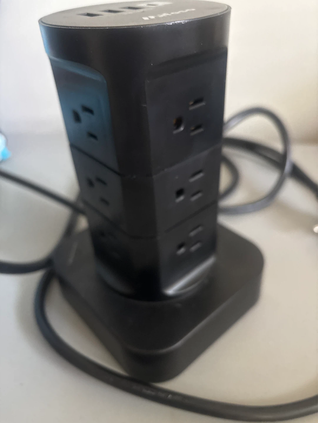 Mifaso USB Tower Power Strip with 12 Outlets - photo 4
