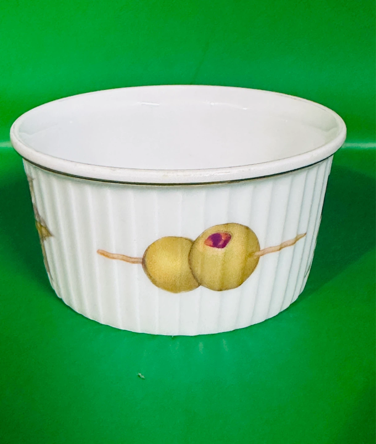 Royal Worcester Evesham Gold Porcelain Olive/Berry Ramekin - photo 4