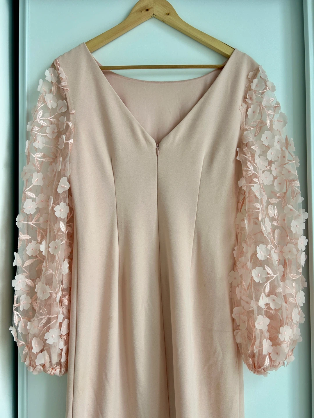 Eliza J 3D Floral Sleeve Evening Gown | Size 10 - photo 3