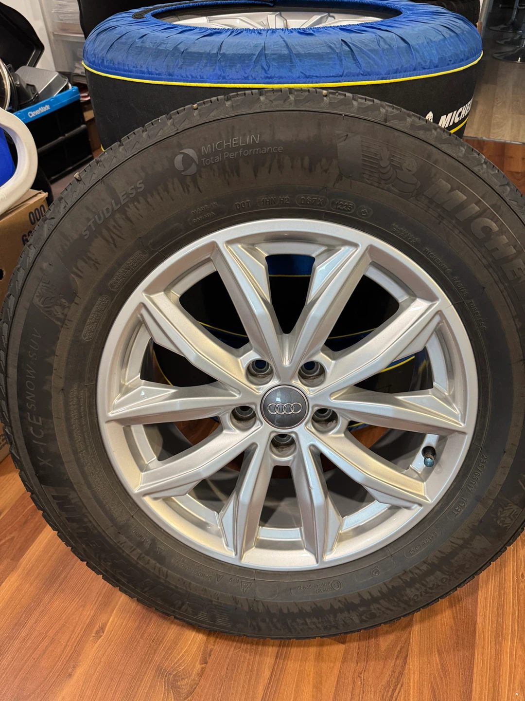 Michelin X-Ice Snow SUV Winter Tire 235/65 R17 - photo 5