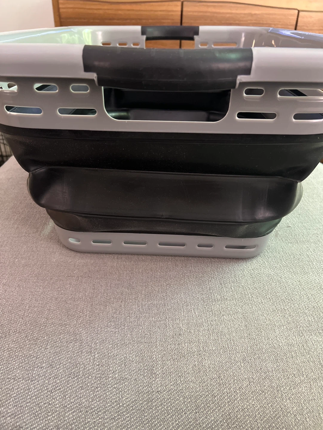 Brookstone Collapsible Laundry Basket - photo 4