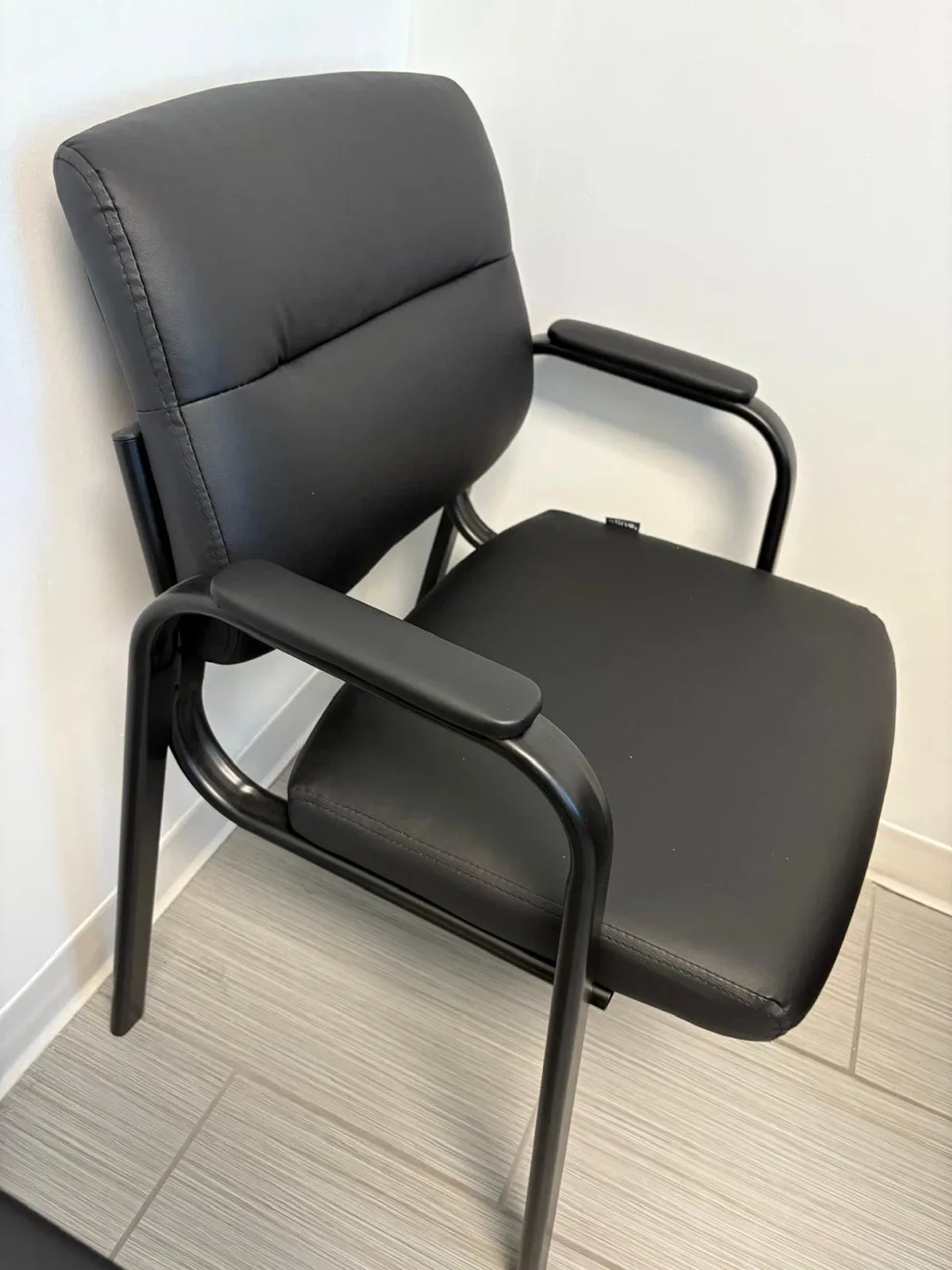 Leather Guest Chair with Padded Arms, Office Chair (Set of 2) - photo 3