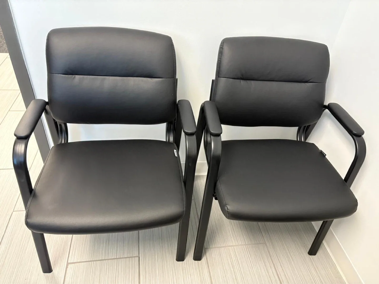 Leather Guest Chair with Padded Arms, Office Chair (Set of 2)