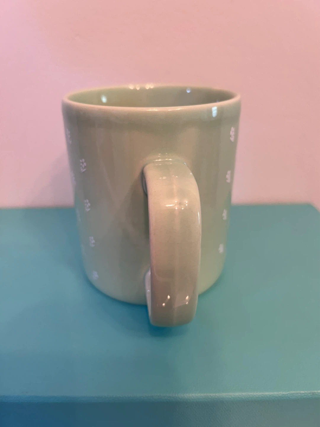 Light Green Mug with White Flowers - Made in England - photo 2