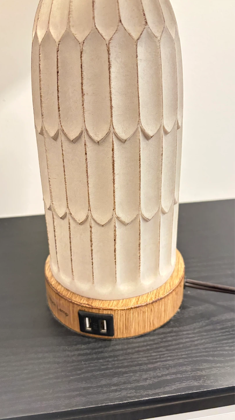 Set of 2 Cream Textured Table Lamps with USB Ports - photo 5