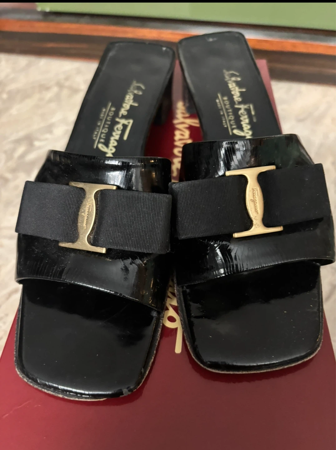 Salvatore Ferragamo Black Patent Leather Bow Heels - Size 7 - photo 5