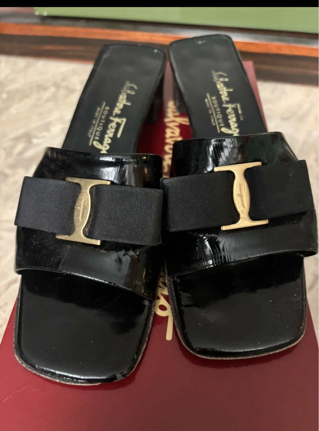 Salvatore Ferragamo Black Patent Leather Bow Heels - Size 7 - photo 4