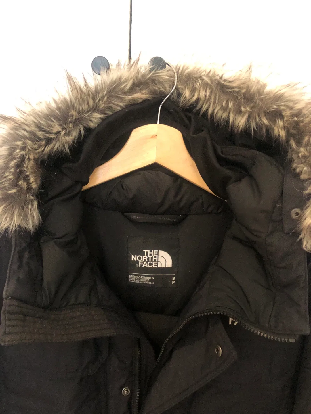 The North Face Men's Black Winter Parka Jacket Size S
