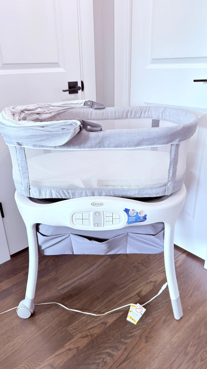 Graco Dream Suite Bassinet - photo 2
