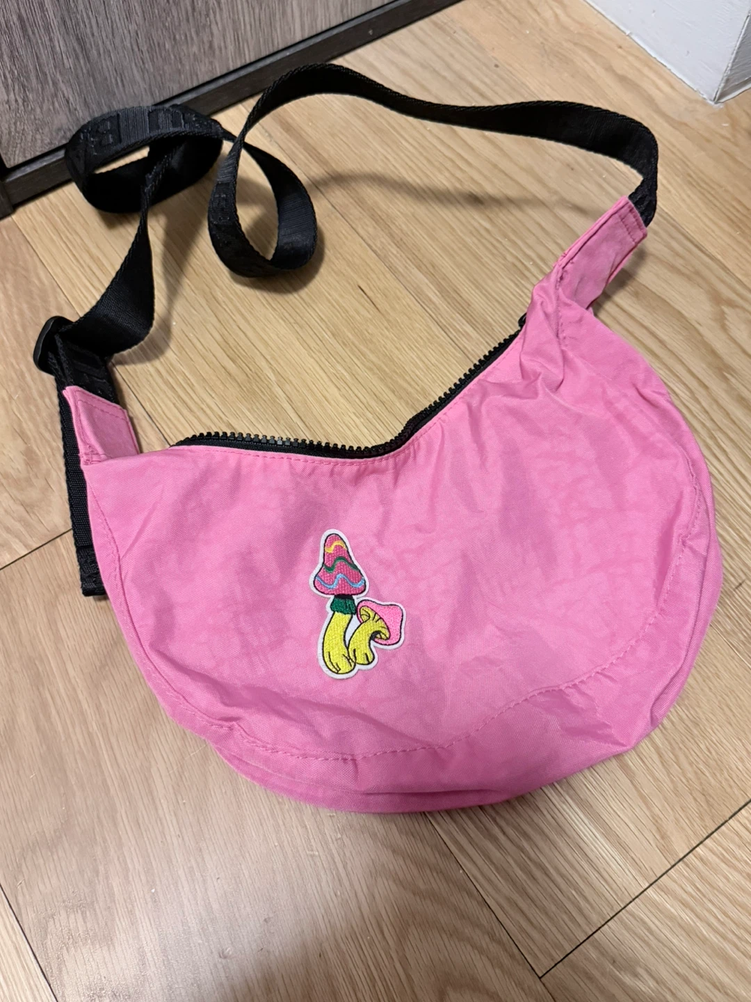 Baggu Pink crossbody bag with Mushroom Patch