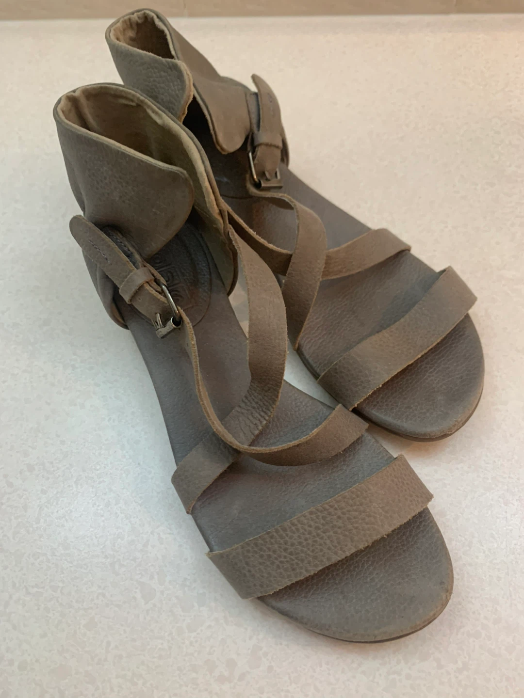 Nous Shoes Grey Leather Strappy Sandals Size 36 Made in Spain