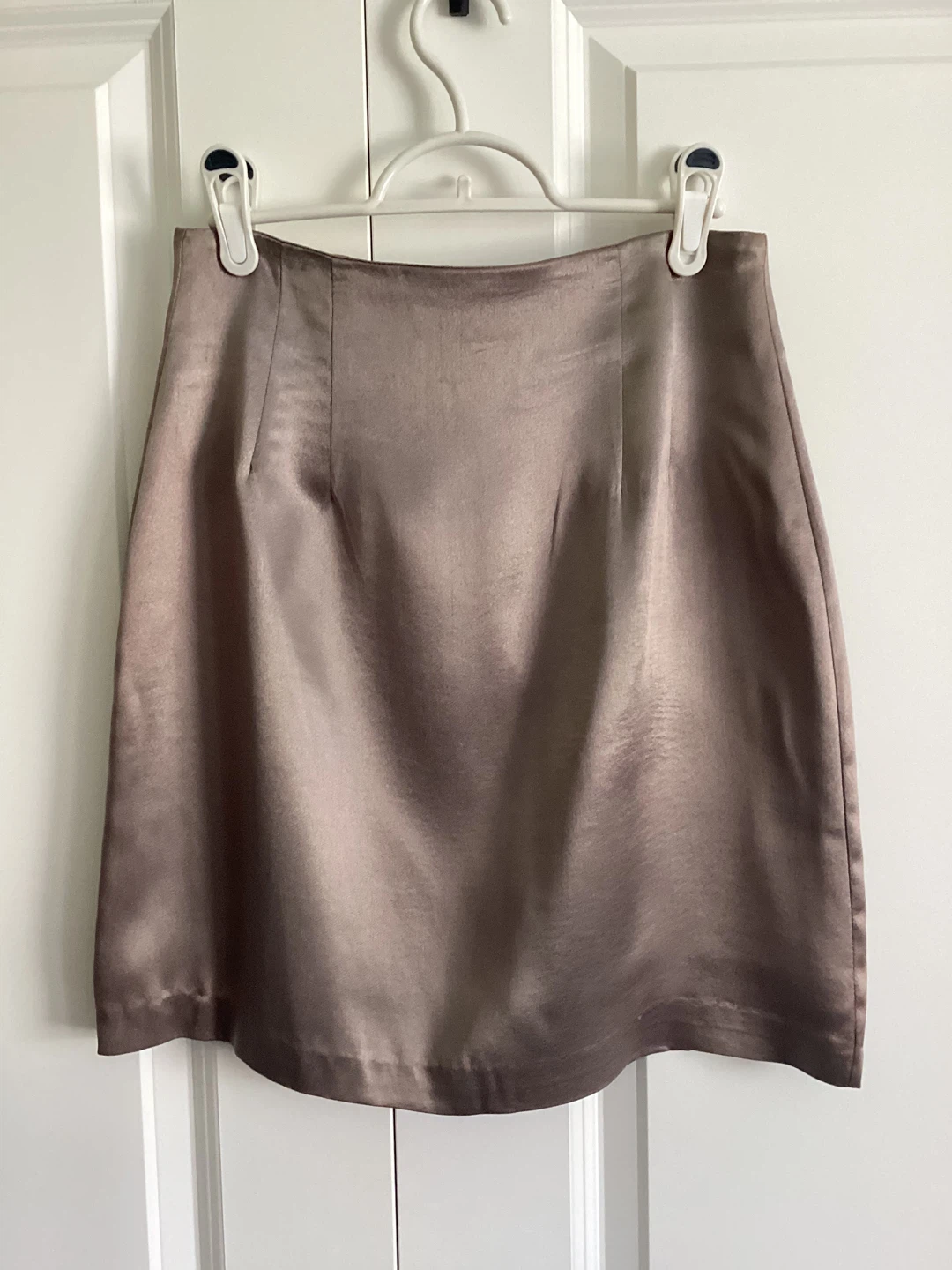 SATIN MINI SKIRT