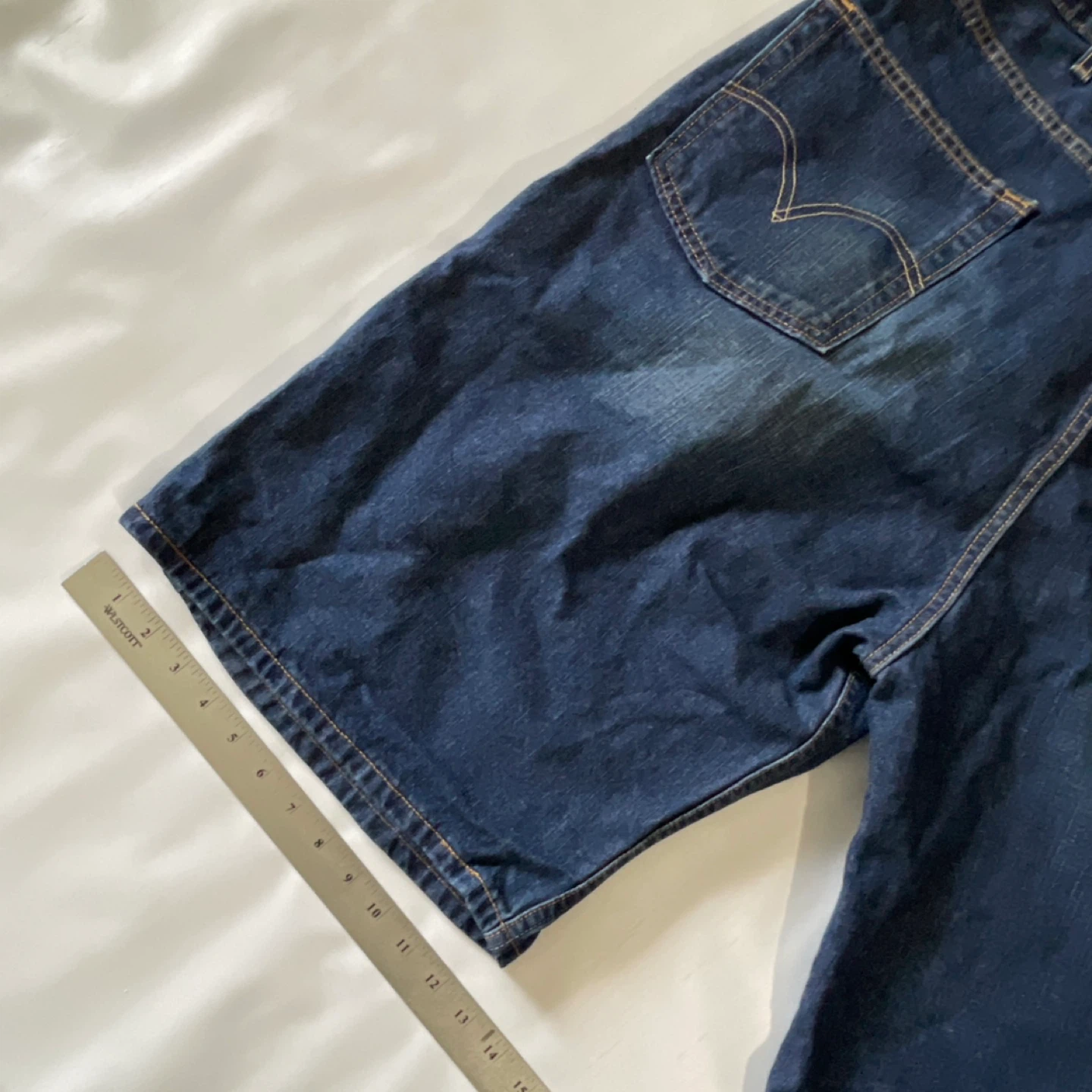 Levi's 569 Blue Denim Shorts. Size 40 Men's - photo 3