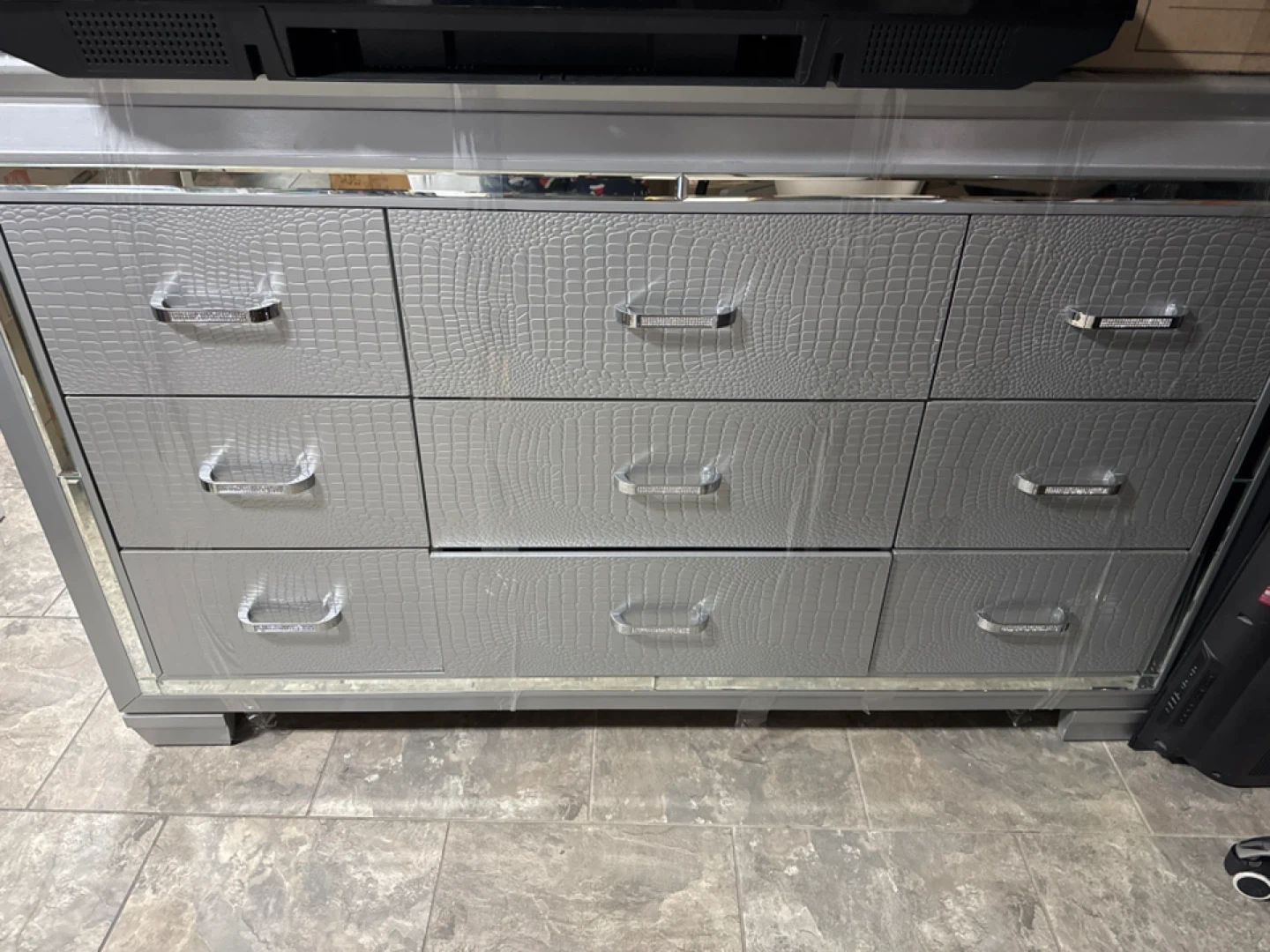 Grey 9-Drawer Dresser with Crocodile Embossed Finish